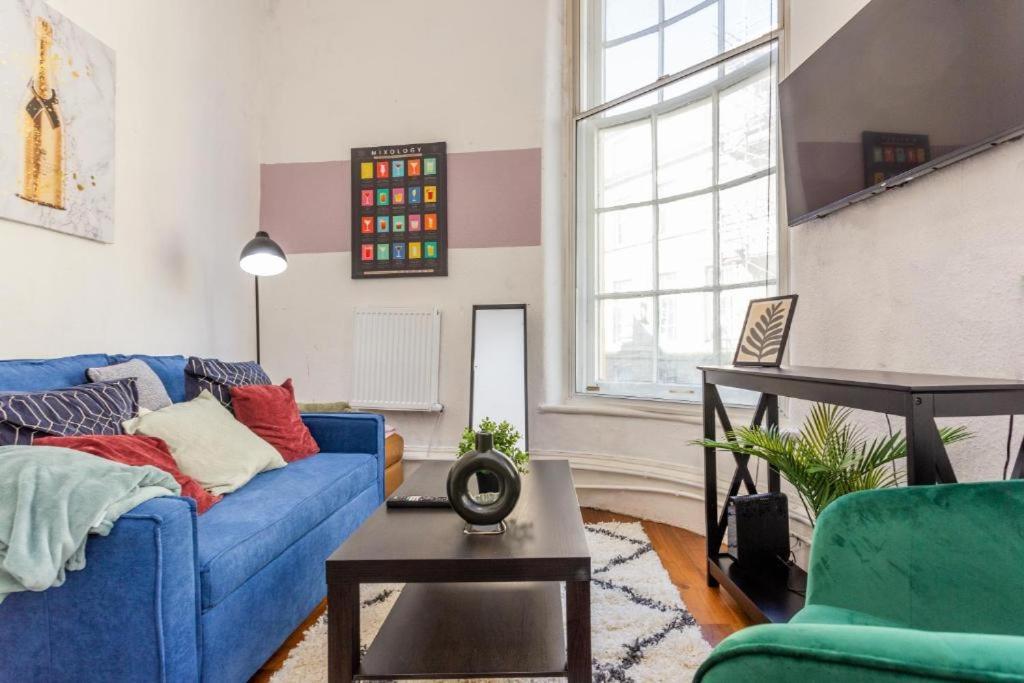 Newcastle'S Most Central Apartment - Sleeps 10 מראה חיצוני תמונה